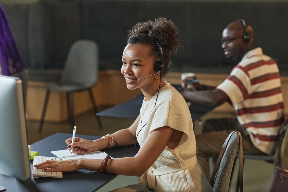 Une salariée répond à une demande d’adoption