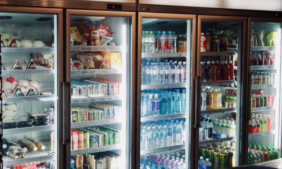 Produits frais vérifiés avant de préparer les menus