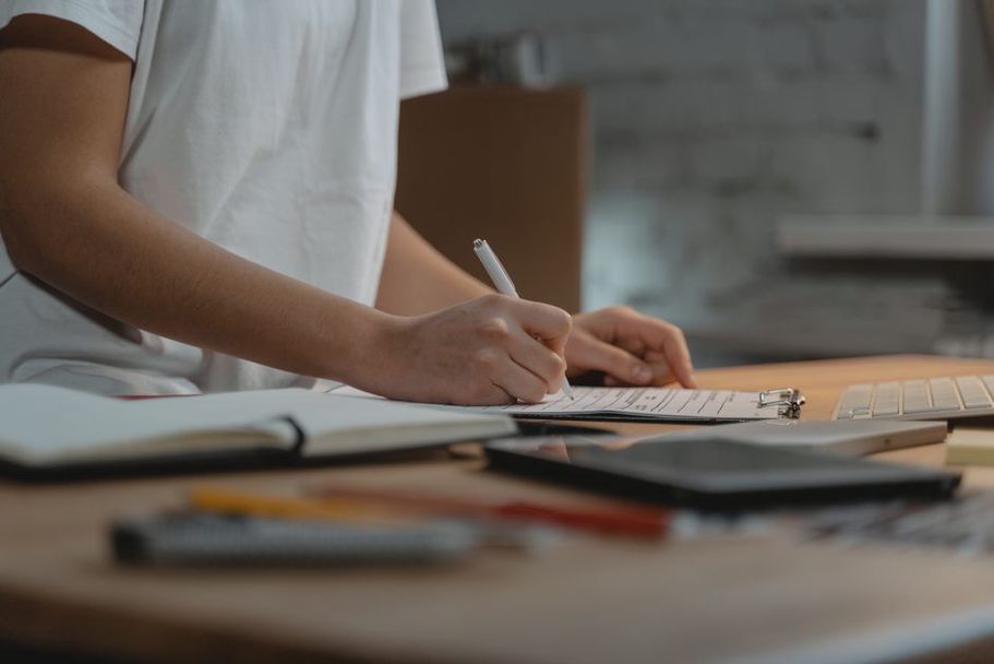 Questions pratiques notées avant une prise de contact